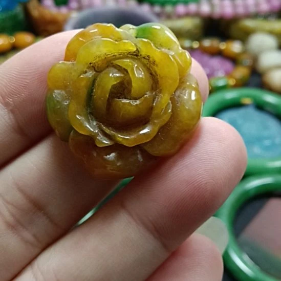 翡翠未镶嵌挂件翡翠