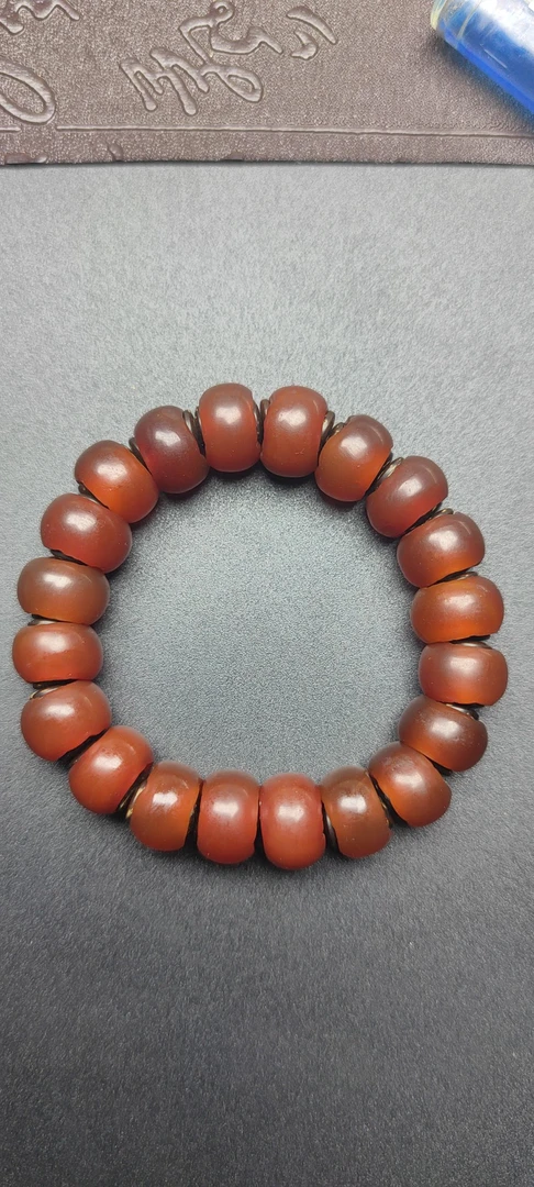 玛瑙手串樱桃红带孔