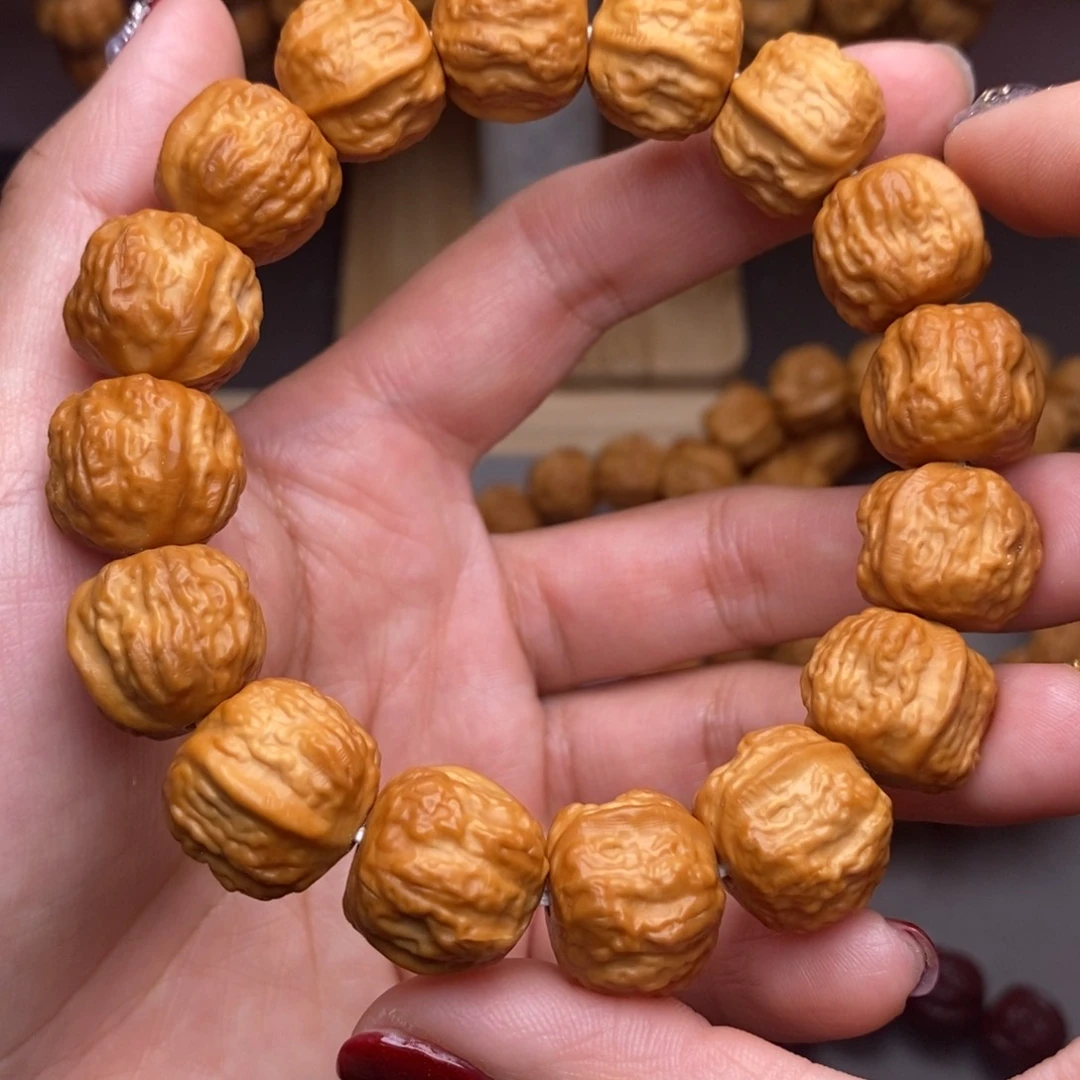 猴头核桃手串金蟾蛤蟆头