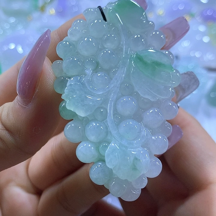翡翠未镶嵌颈饰天然翡翠A货吊坠