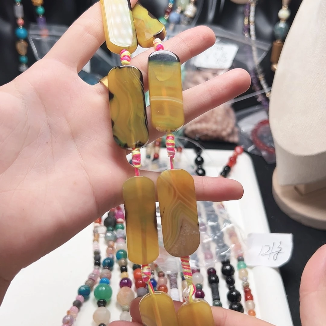 玛瑙/玉髓未镶嵌珠宝半成品t218 深黄蚕丝方牌一条