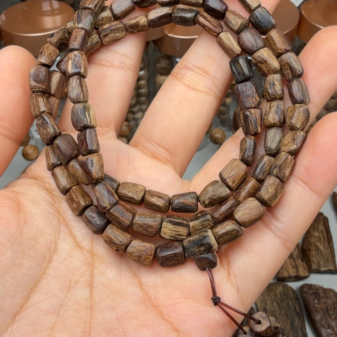 海***。沉香沉香碎屑达拉干沉水 13.2 克