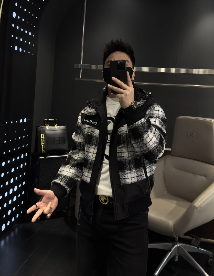 【11-15】2025冬季新款潮流休闲高奢外套白鸭绒时尚男轻奢外套短款