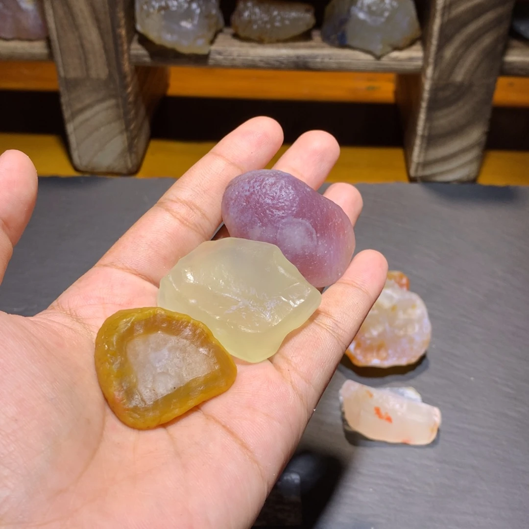 未镶嵌玛瑙/玉髓珠宝奇石