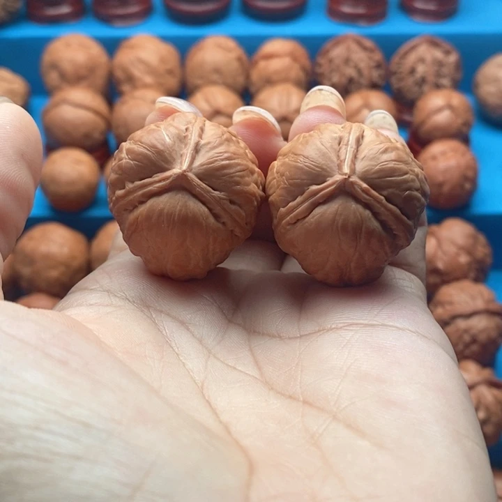把件文玩核桃精品文玩手捻