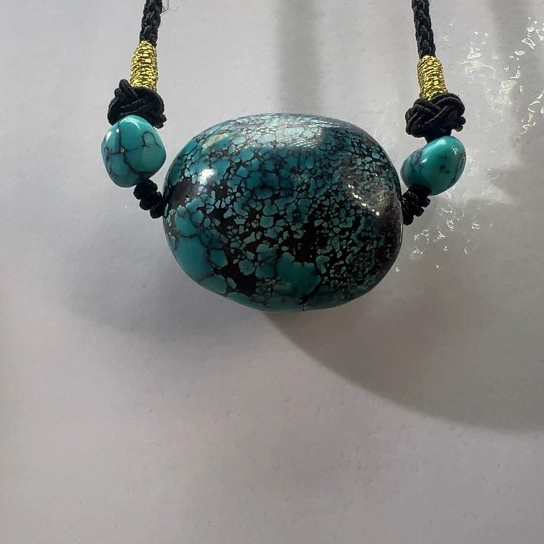 绿松石未镶嵌挂件