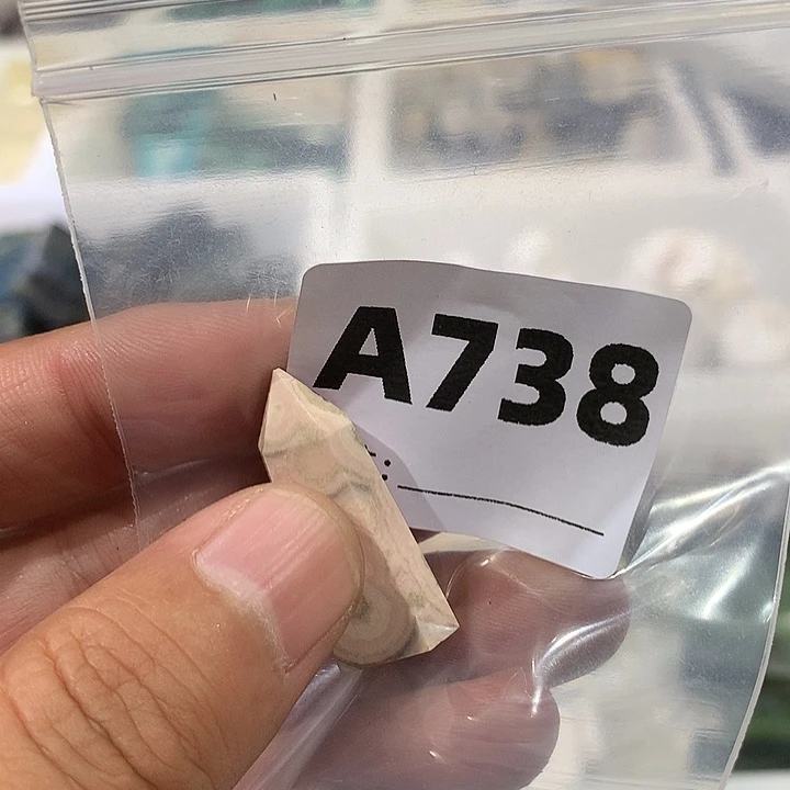 R***～水晶珠宝半成品未镶嵌天然水晶A738