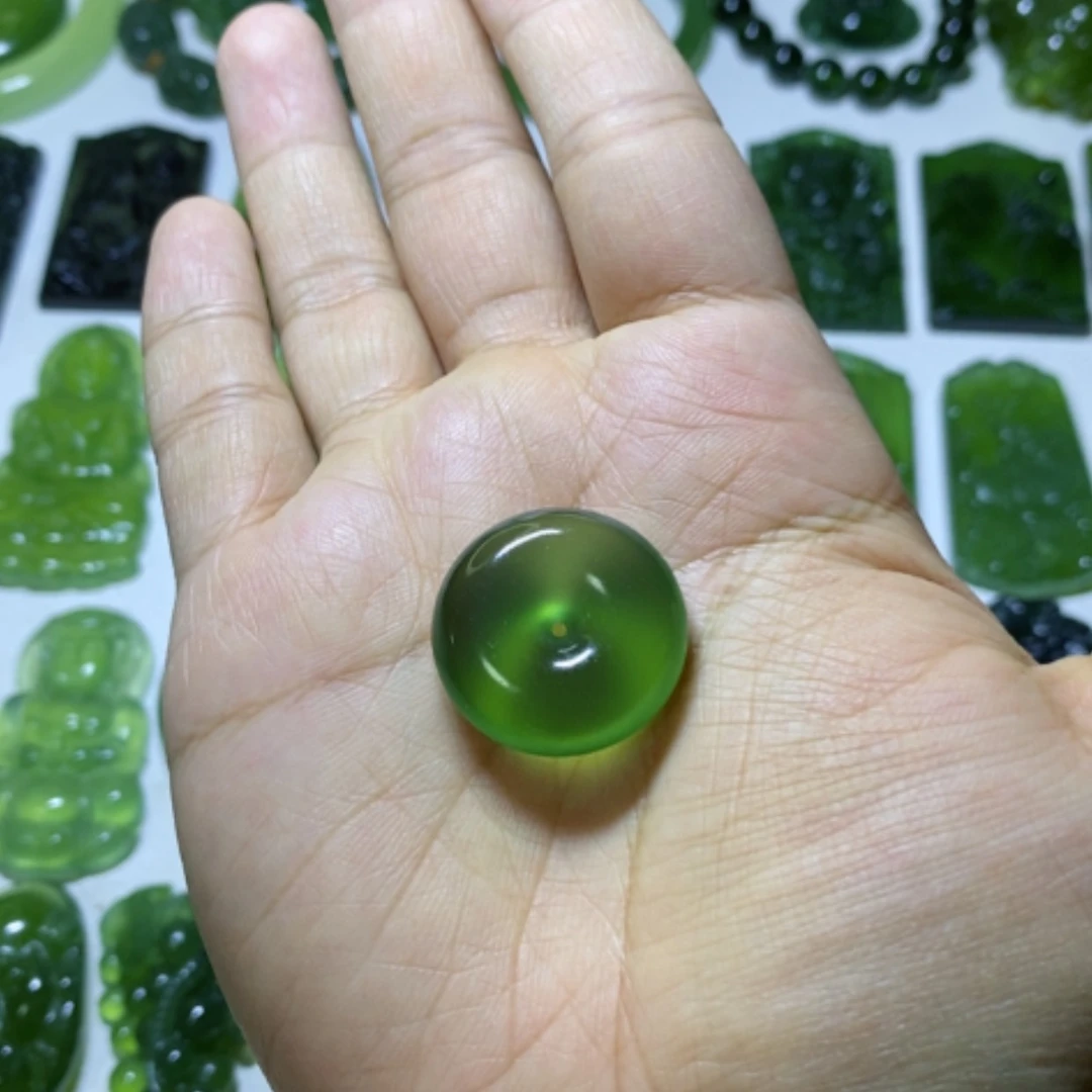 【闪购商品】未镶嵌蛇纹石玉颈饰