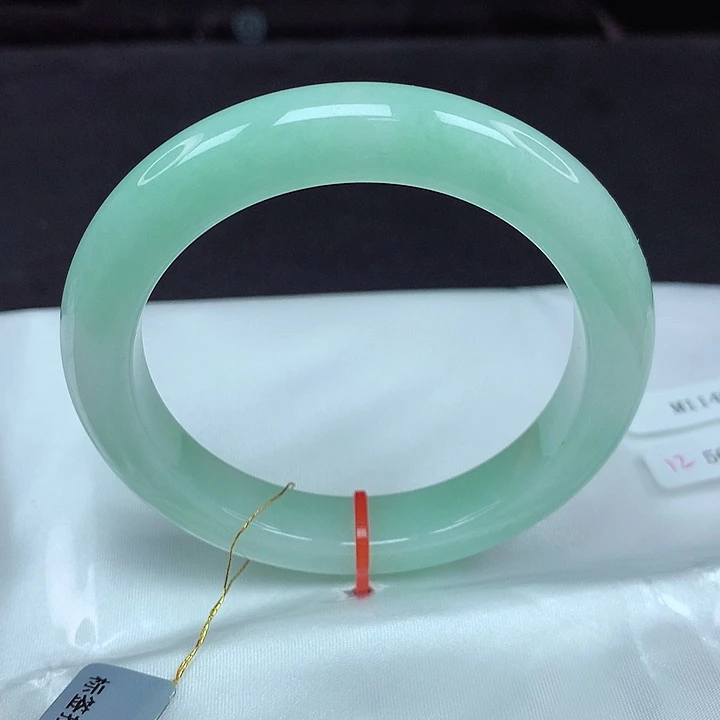 翡翠未镶嵌手镯56圈648