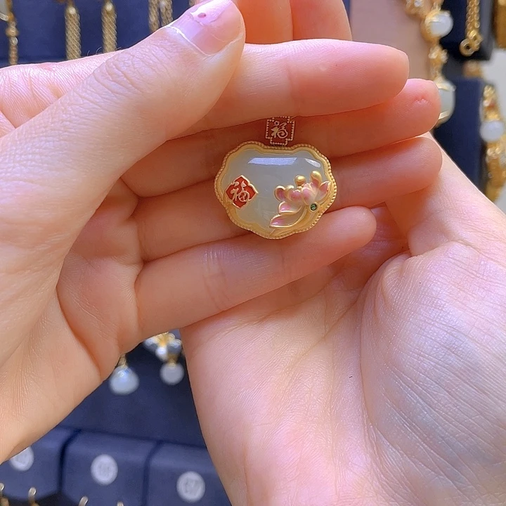 和田玉银S925镀金镶嵌颈饰