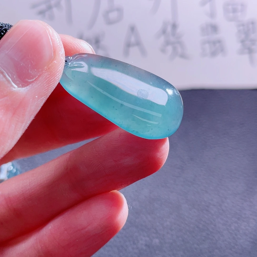 翡翠颈饰未镶嵌888888888