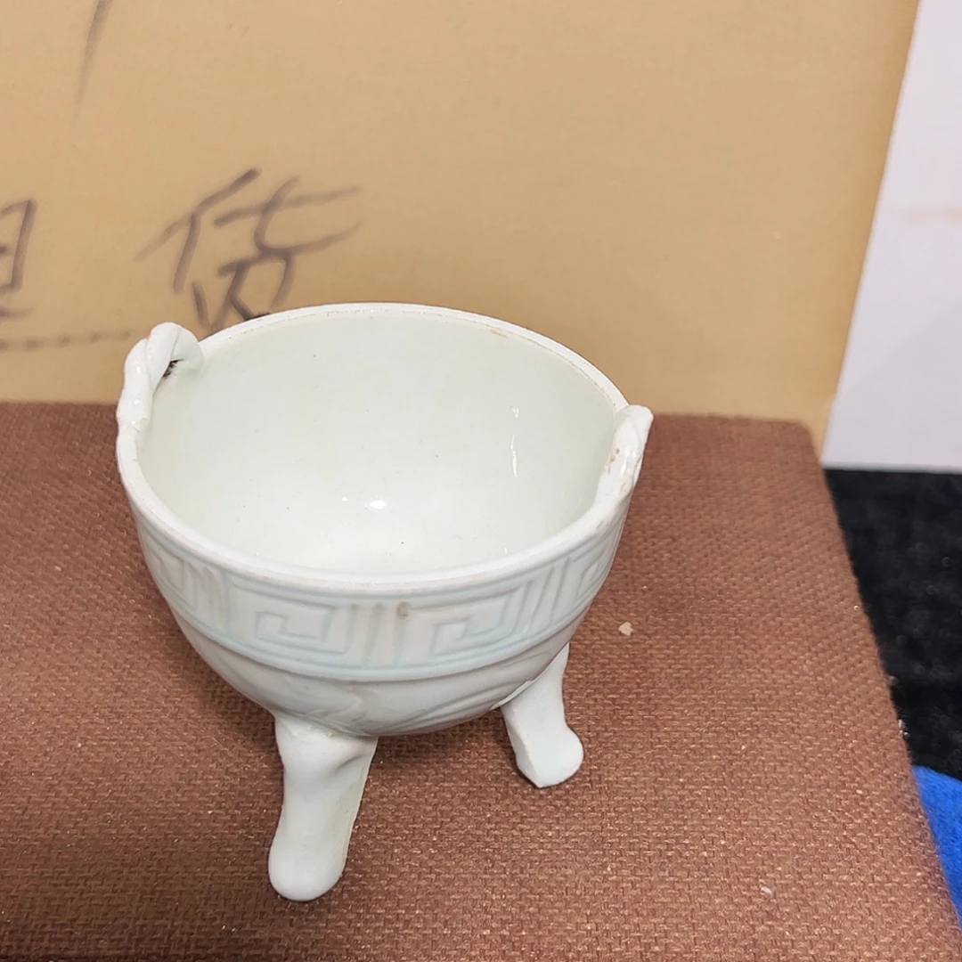 摆件陶空心的东西就在眼前慢慢