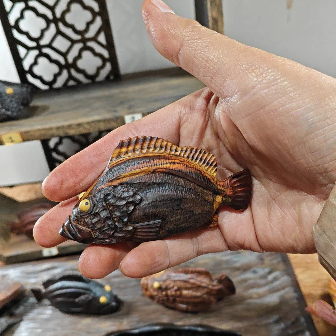 微凹黄檀（南美大红酸枝）?****?