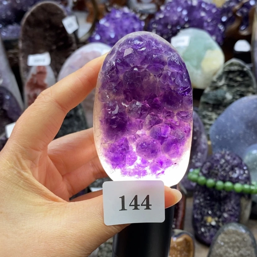 【闪购商品】未镶嵌大型摆件（非配饰）紫晶
