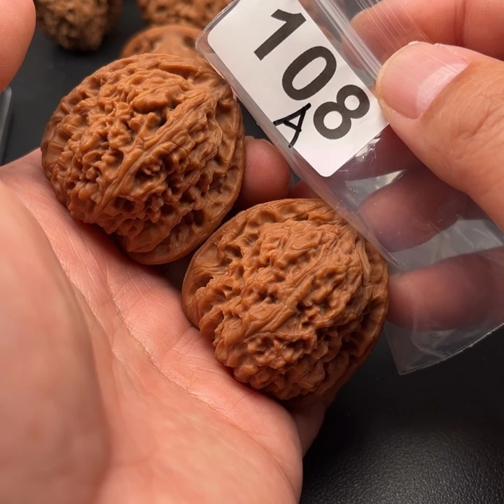 桃核把件南疆44个