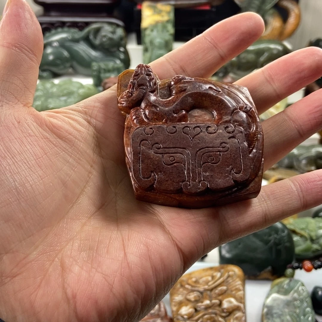 岫岩河磨玉（透闪石质玉）未镶嵌把件