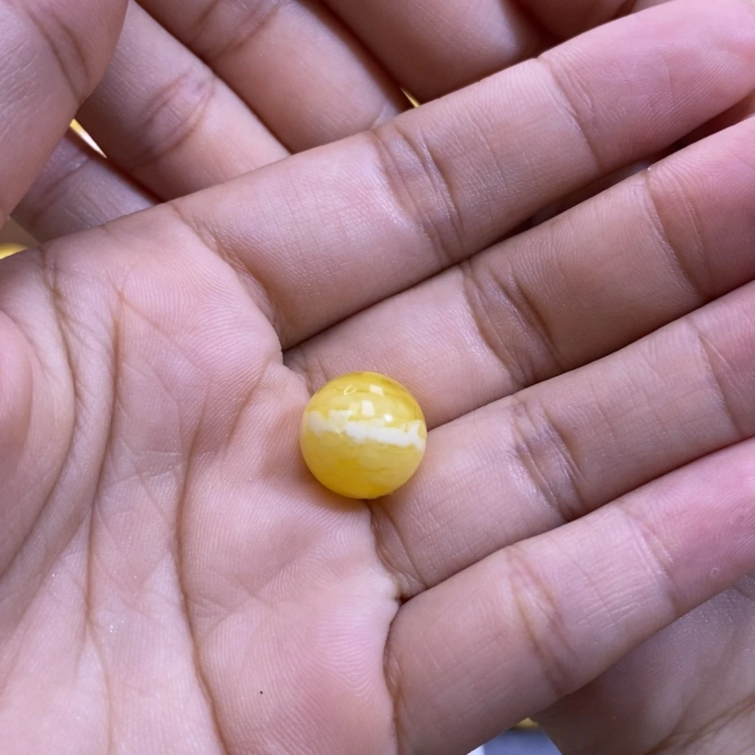 琥珀未镶嵌珠宝奇石發*.