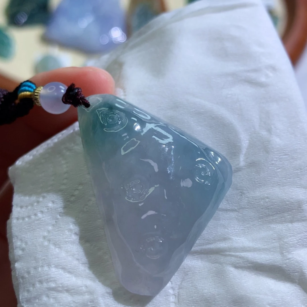 【闪购商品】翡翠吊坠(不含链)未镶嵌 8895