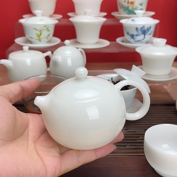 微瑕璞玉西施壶微瑕