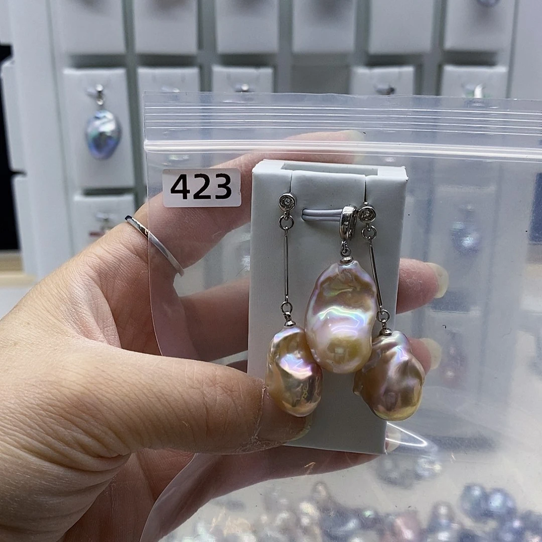 颈饰合金淡水珍珠