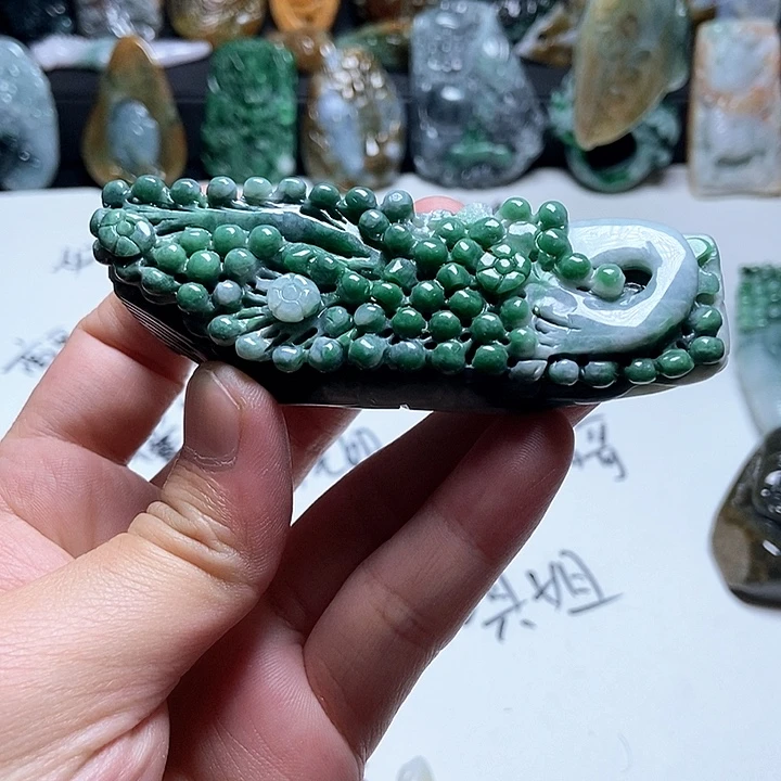 翡翠未镶嵌颈饰翡翠a货