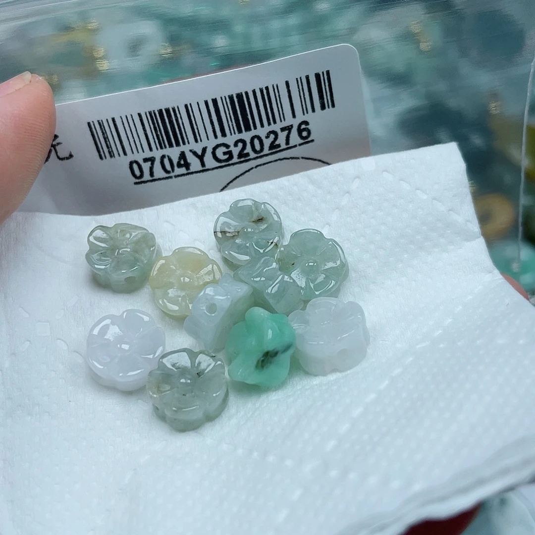 翡翠未镶嵌吊坠(不含链)多样性