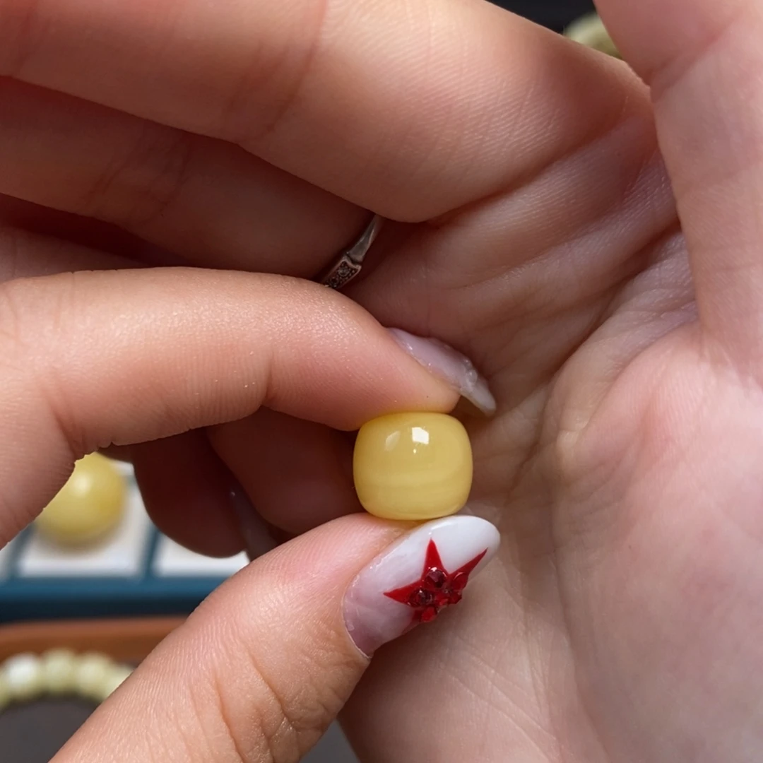 蜜蜡未镶嵌珠宝奇石11.1mm