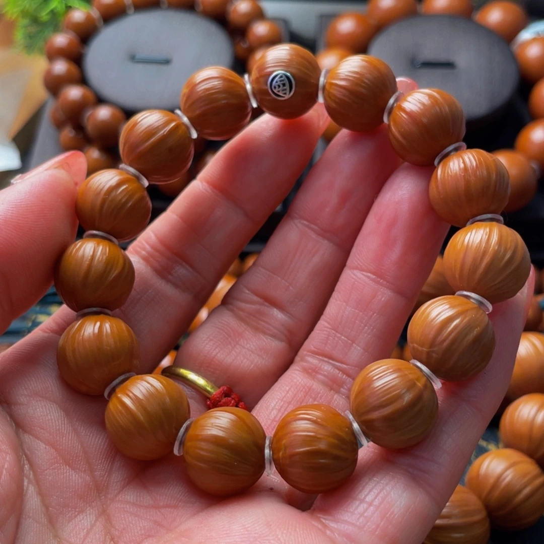 用***8吊坠橄榄核橄榄1.4