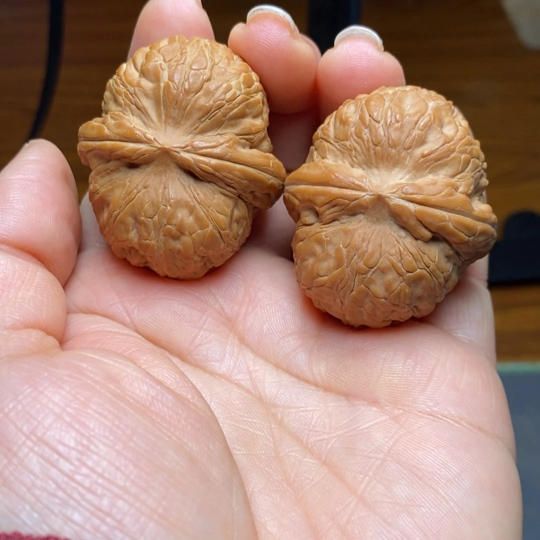 文玩核桃吊坠元宝………