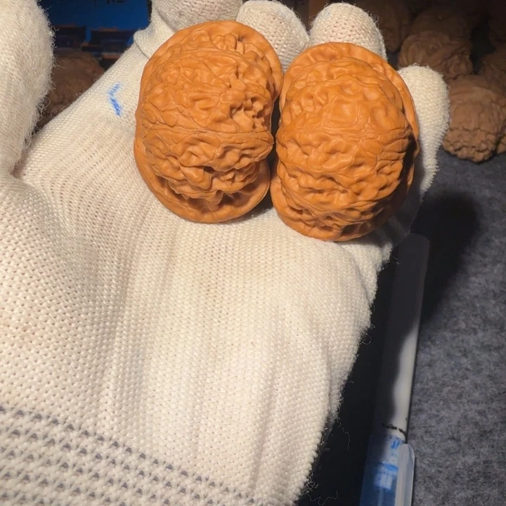 文玩核桃吊坠宫灯随机