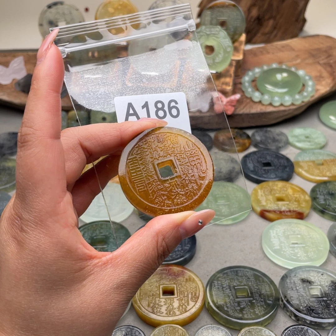 蛇纹石玉未镶嵌颈饰゛*风