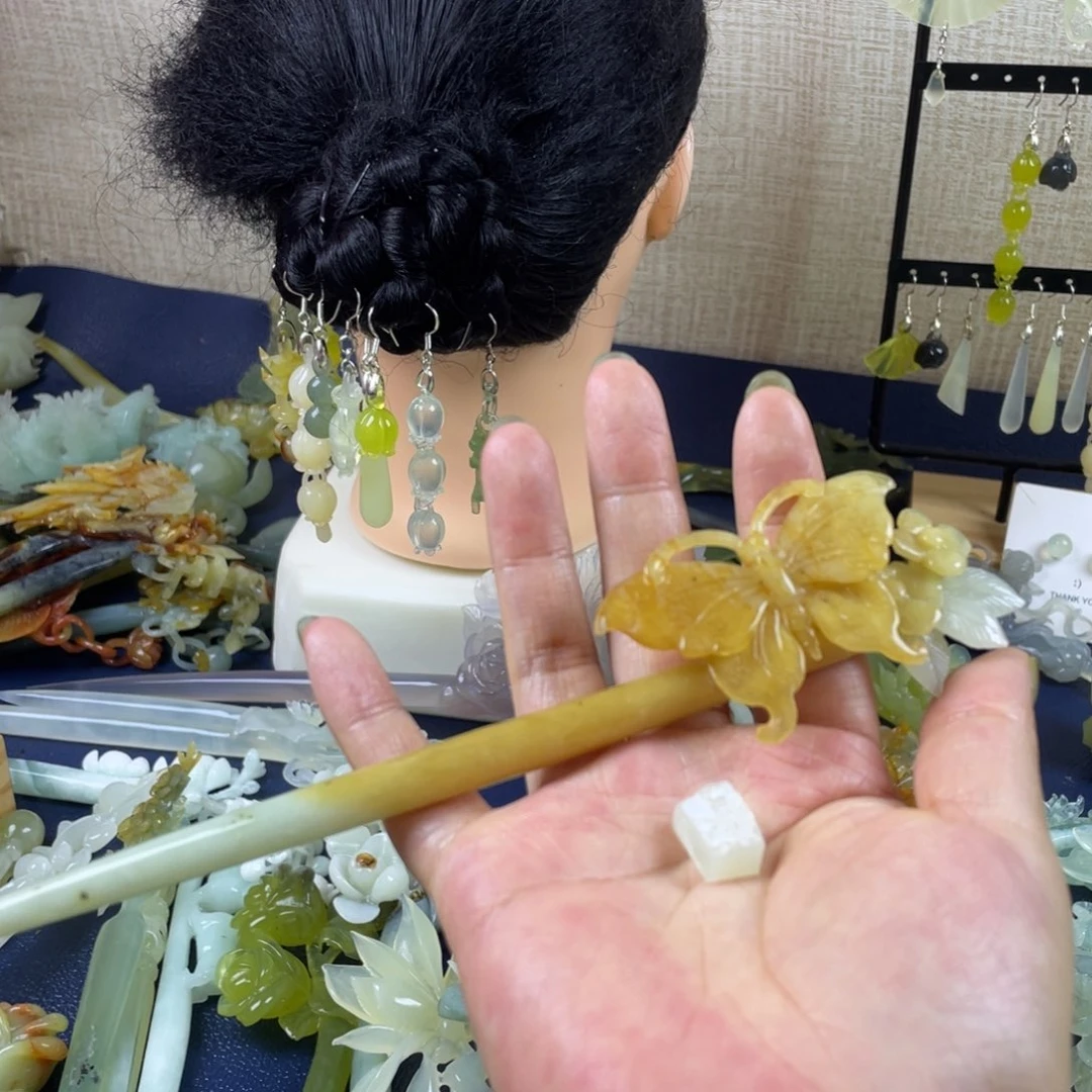 蛇纹石玉未镶嵌发饰花**城