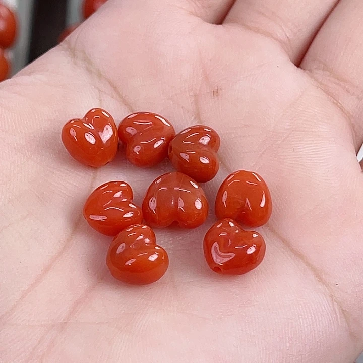 南红玛瑙未镶嵌瓦西柿子红爱心（多样式发其一）