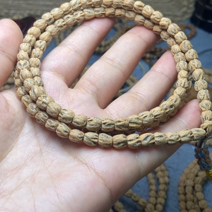 【闪购商品】吊坠柏香籽/百香籽