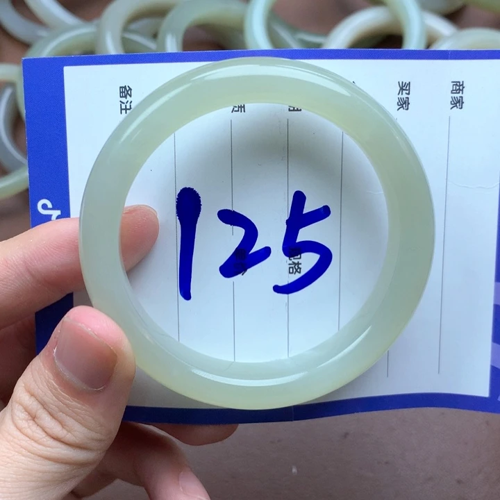 和田玉未镶嵌手镯54