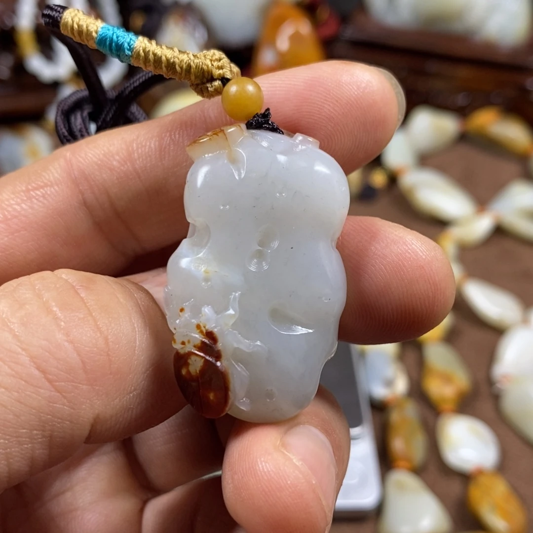 和田玉未镶嵌挂件