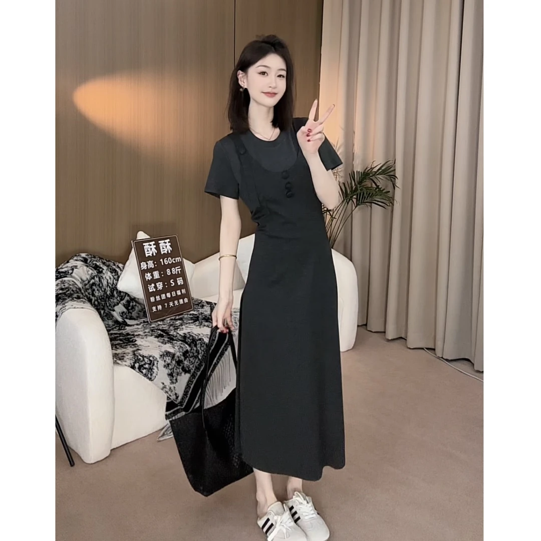 2025夏季新款深灰色假两件通勤时尚气质显瘦收腰连衣裙小众法式