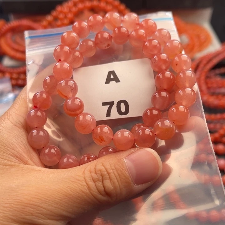 南红玛瑙未镶嵌多样性发货默认微瑕称重9mm2条