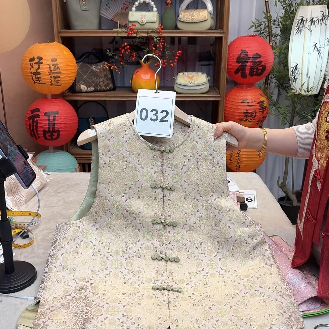 刺绣名家宋锦马甲100