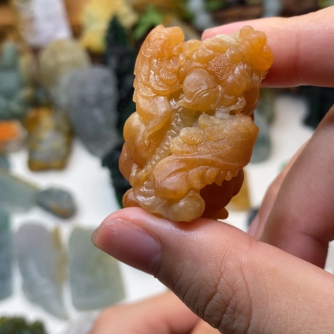 定制翡翠未镶嵌翡翠