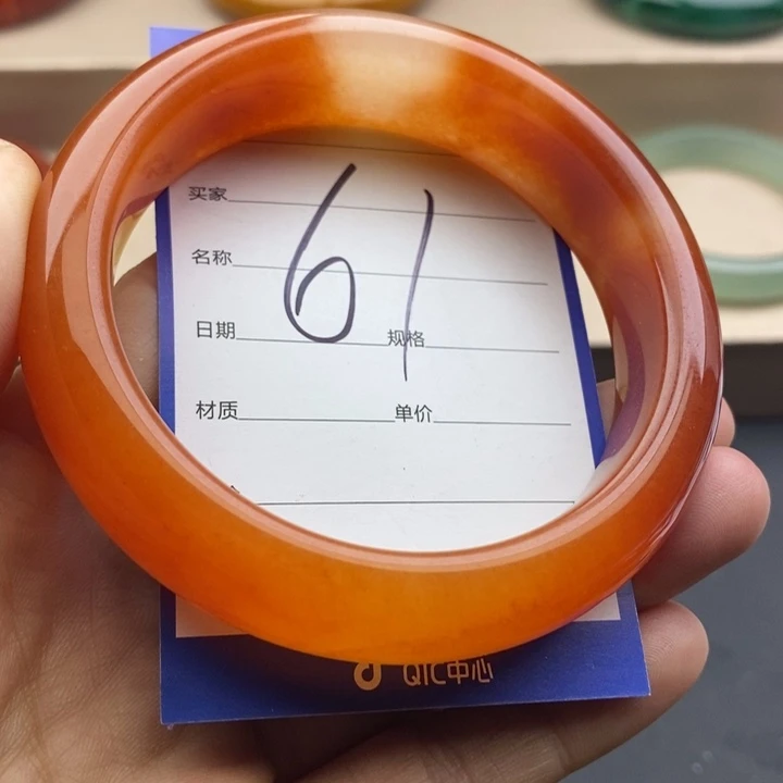 石英质玉未镶嵌手镯