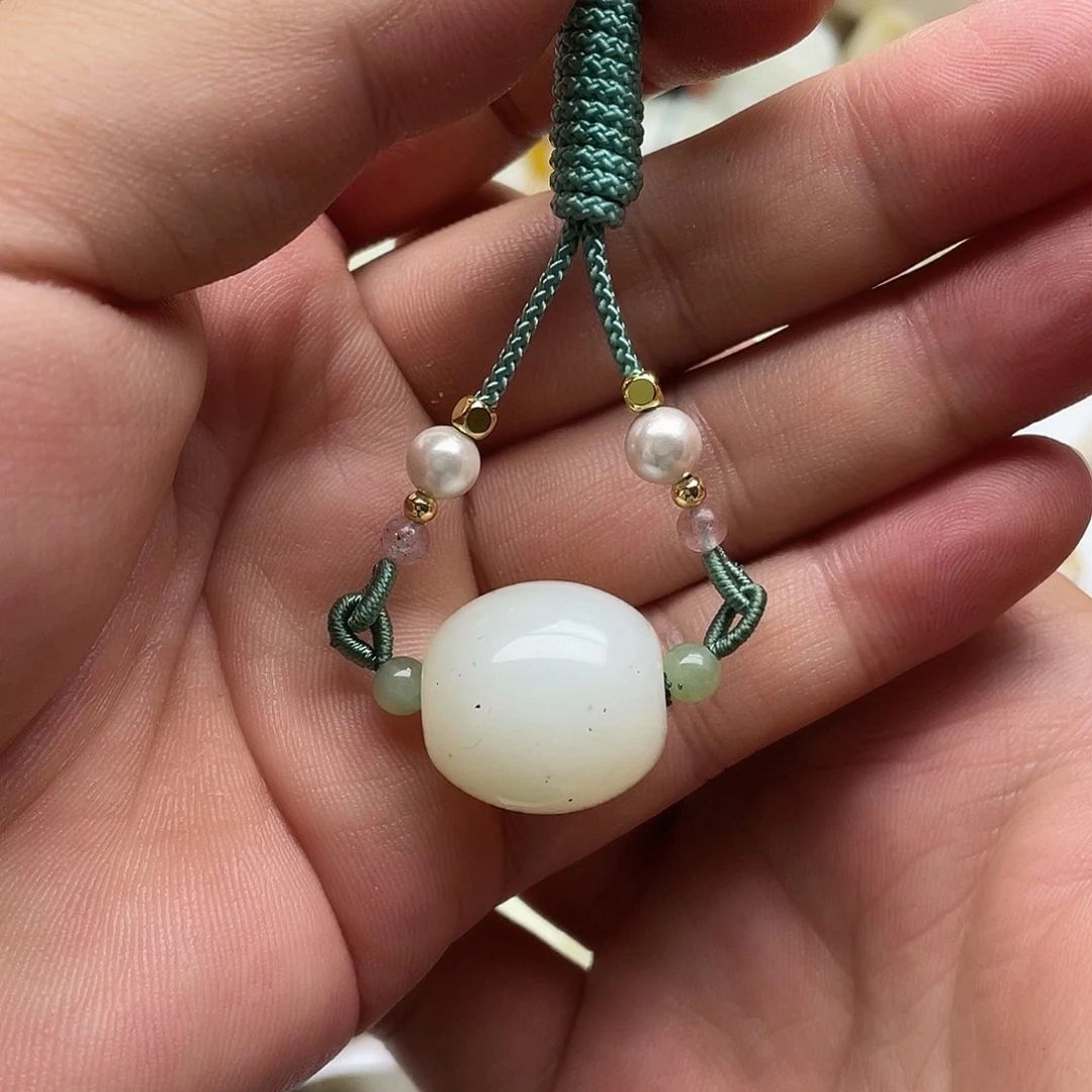 和田玉未镶嵌吊坠(不含链)