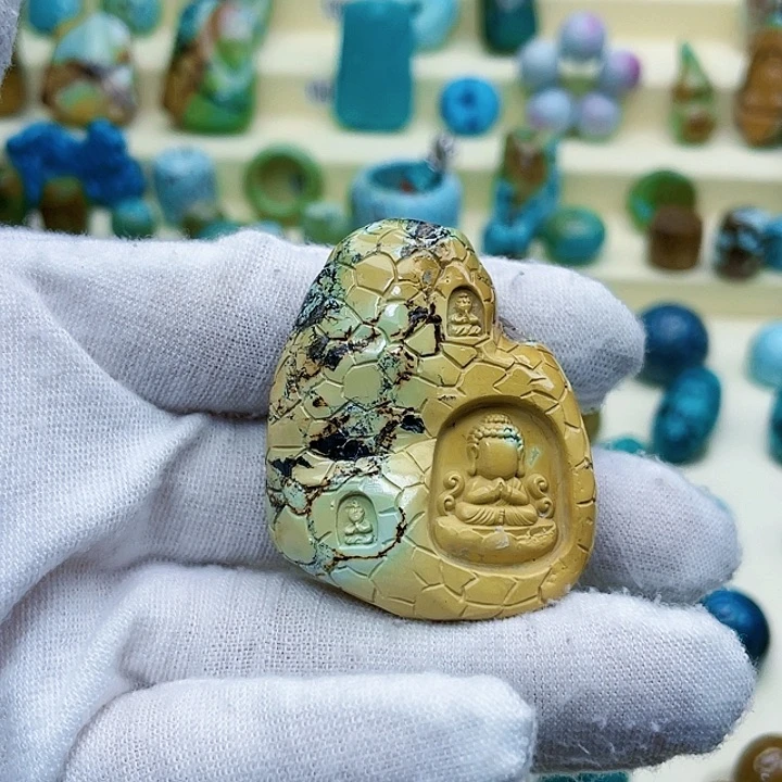 绿松石颈饰未镶嵌