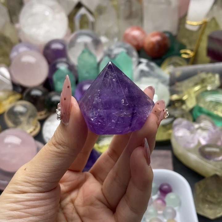 S***魏水晶珠宝半成品未镶嵌紫水柱35