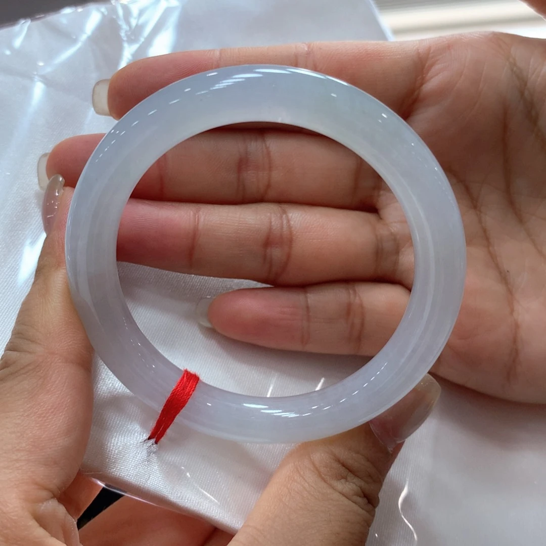 翡翠手镯未镶嵌买断
