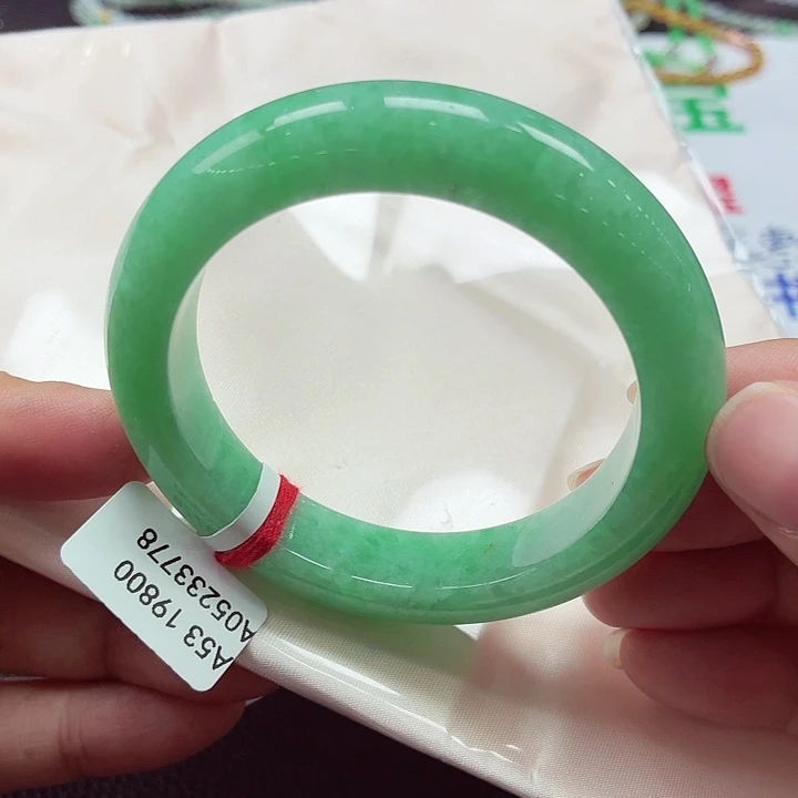 翡翠未镶嵌手镯天然缅甸A货翡翠