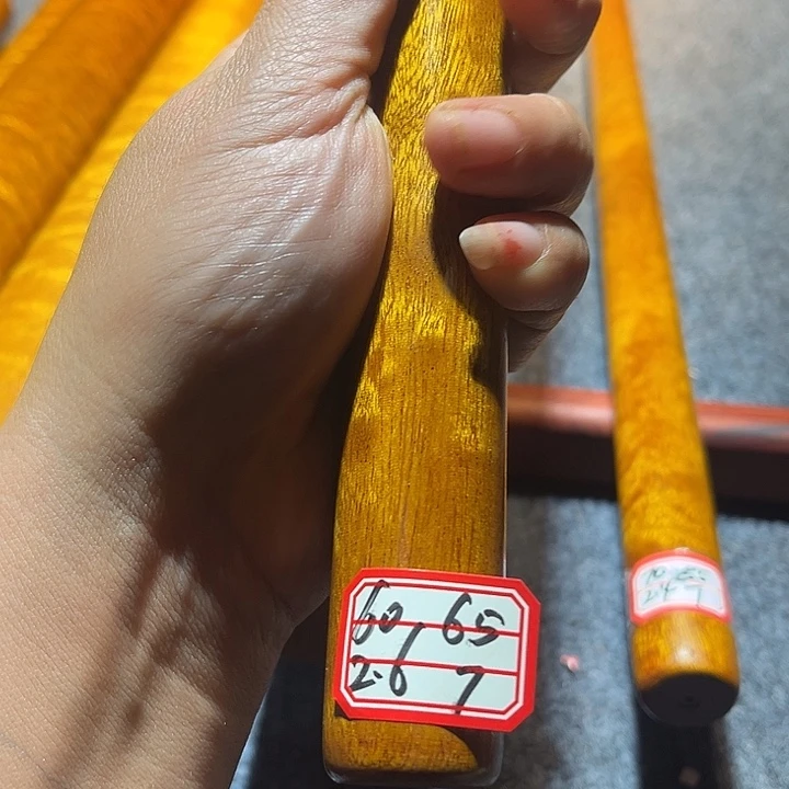 代***斯木料加工设备制造