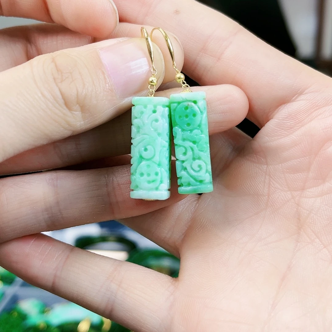 翡翠耳饰18K金镶嵌耳饰