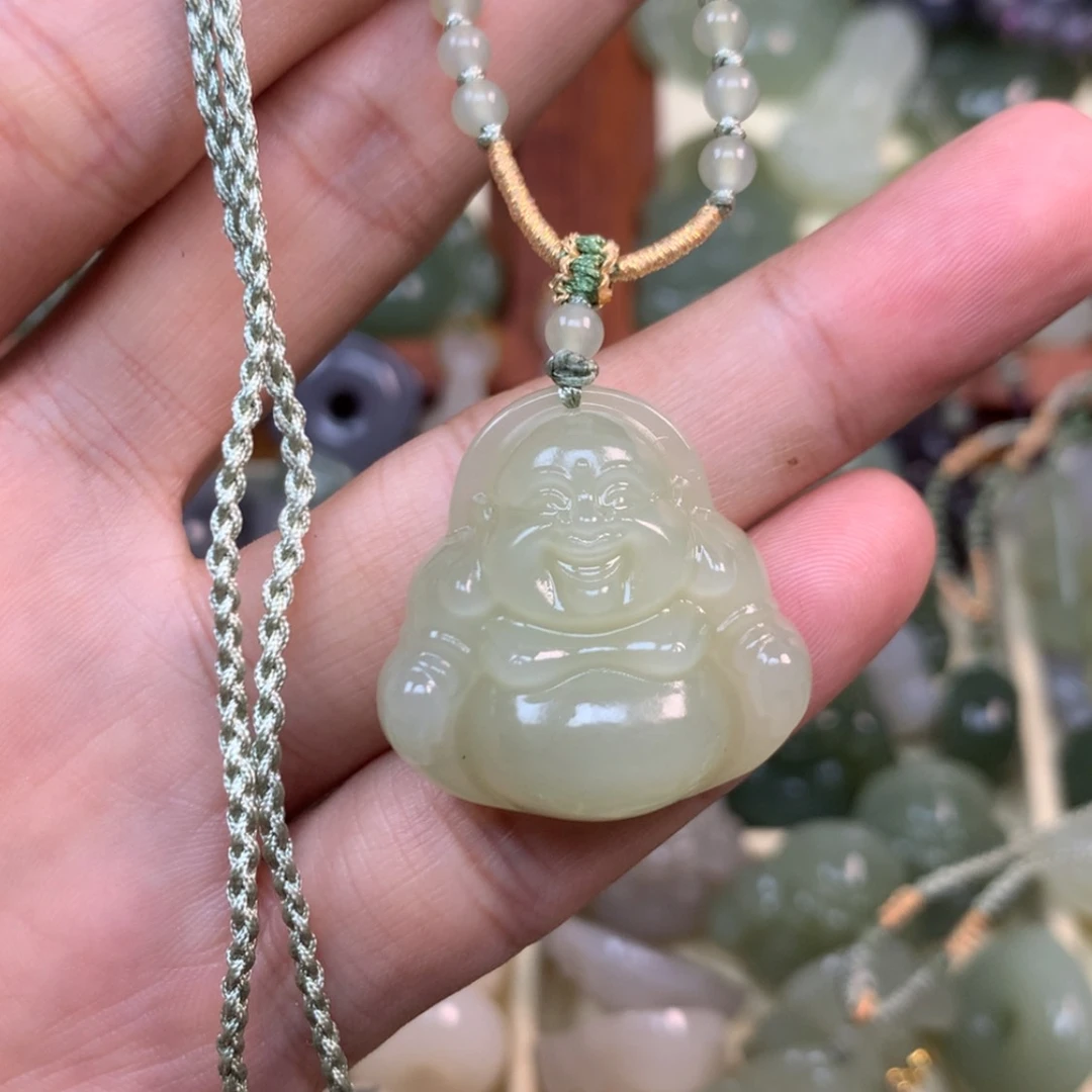 【闪购商品】颈饰未镶嵌和田玉