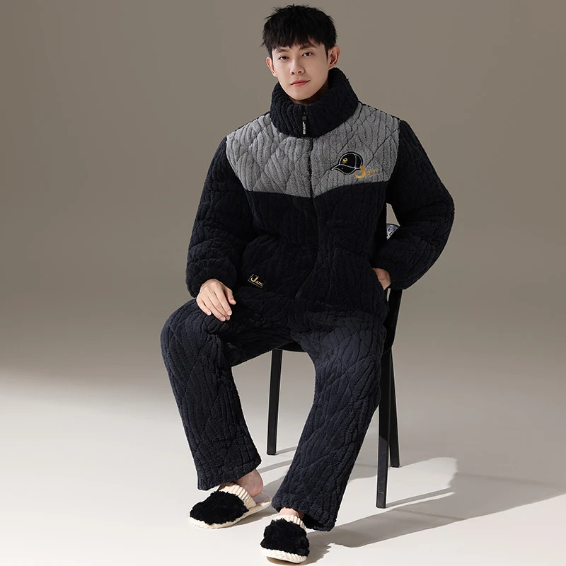 三层夹棉睡衣男士秋冬季珊瑚绒加厚保暖青年大码刺绣休闲家居服